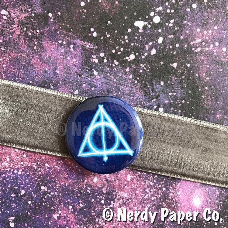 DH PIN BADGE | Hand Drawn Wizard Art | Handmade Pin Badge