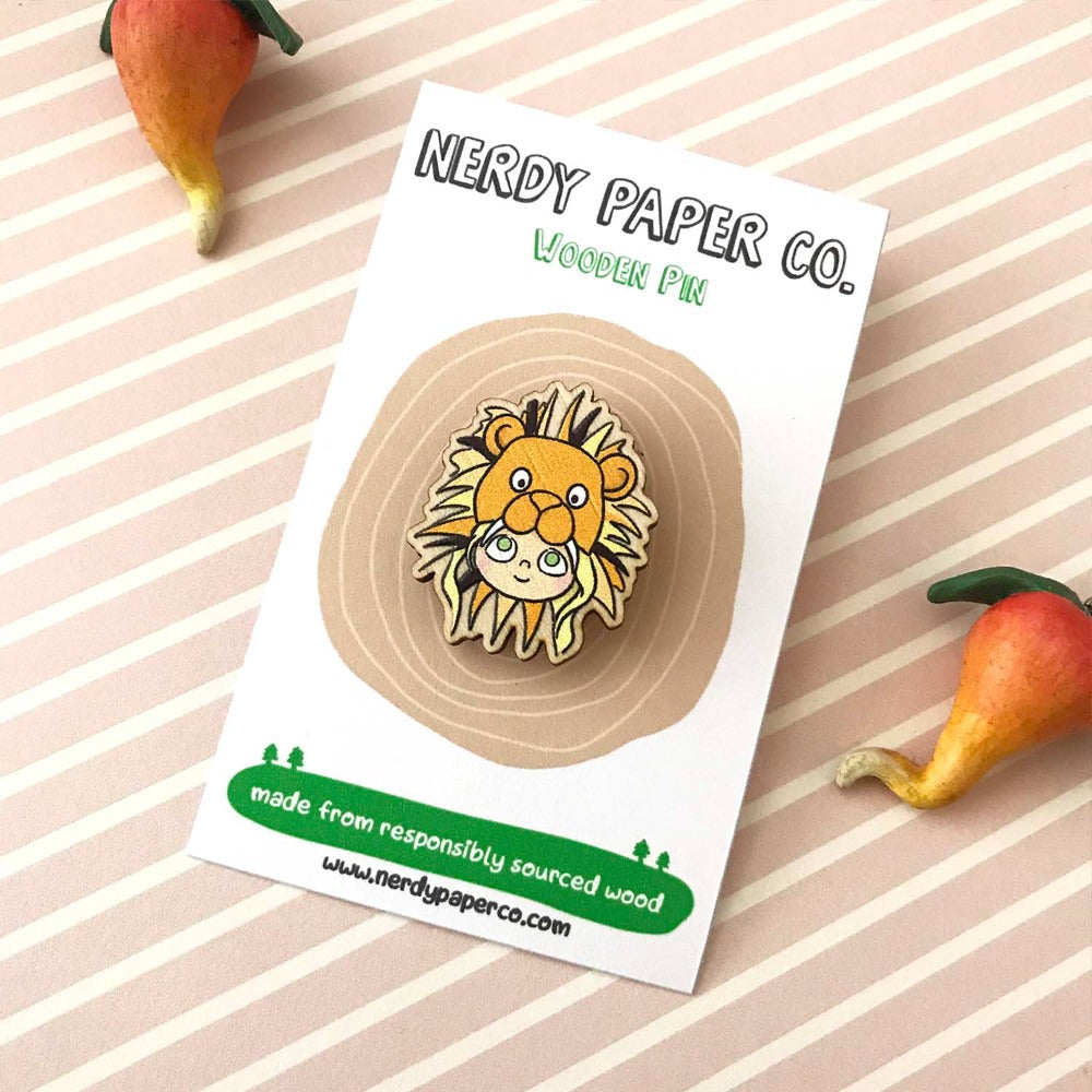 That Quirky Lioness | Wooden pin - WP007